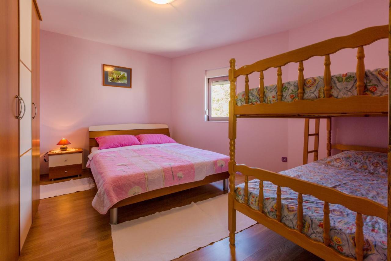 Apartmani Rino Dramalj Exterior photo