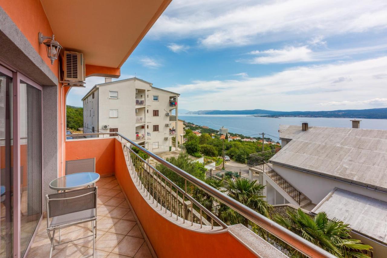 Apartmani Rino Dramalj Exterior photo