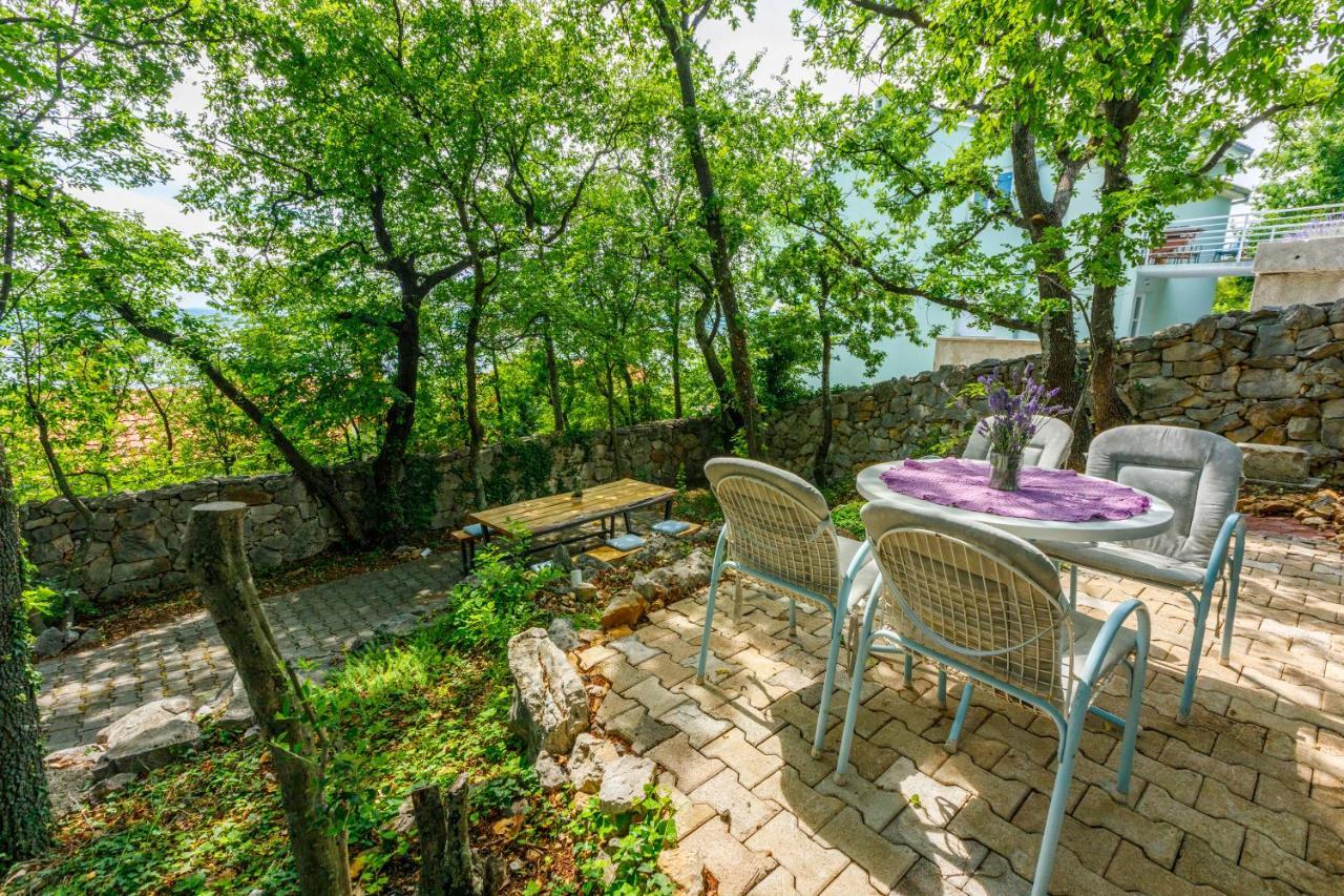 Apartmani Rino Dramalj Exterior photo
